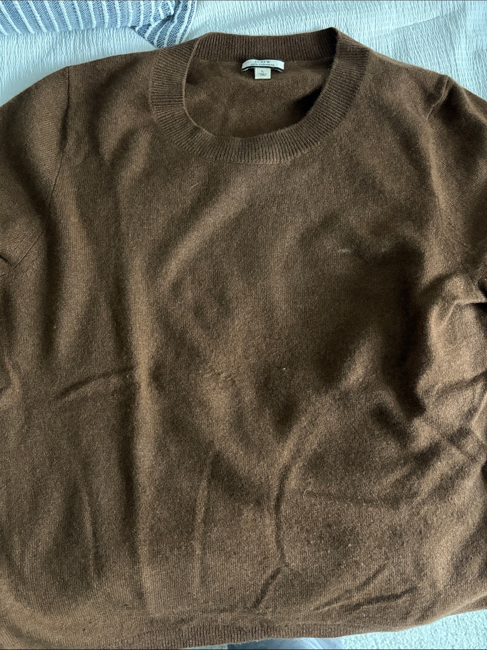 Classic Crewneck Brown Women’s Cashmere Sweater